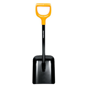 Лопата Fiskars совковая укороченная Solid 1026649
