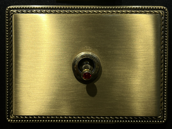 image-11-06-26-01-03-4