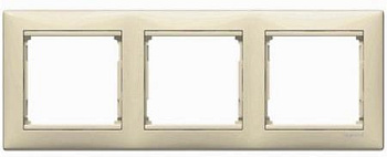 Рамка 3-ая VALENA сл.кость Legrand 774353 Россия