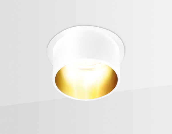 vstraivaemyy_tochechnyy_svetilnik_mr16_wh_gd_belyy_zoloto_gu5_3_d68_55_ambrella_light_tn201_amppa_ru